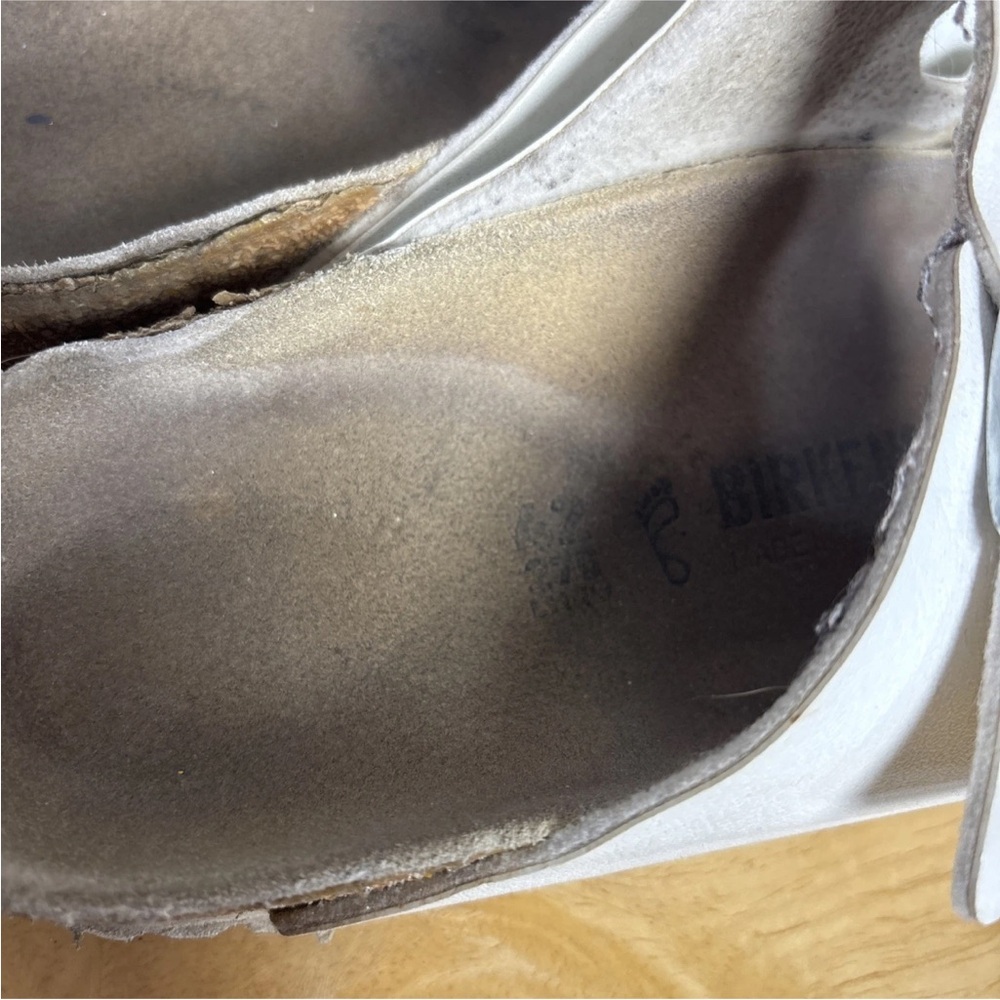 Birkenstock Arizona Sandals Adjustable Straps With Buckle White Upper sz 42 - Picture 3 of 12